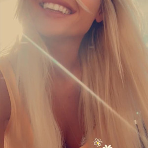 Video by ashleysouthernbellevip published on May 21,2023 18:49:00 - BestThots