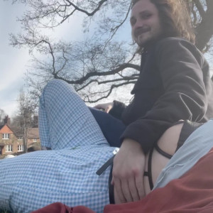 Video by daliarouge published on March 14,2023 08:54:00 - BestThots