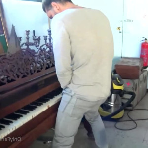 Video by nachovidaloficial published on March 11,2023 02:08:00 - BestThots