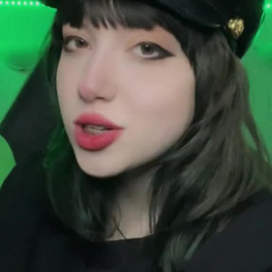 uwucaptain666 #5835712