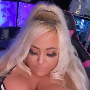 Video by kayshablake published on April 11,2023 15:00:00 - BestThots