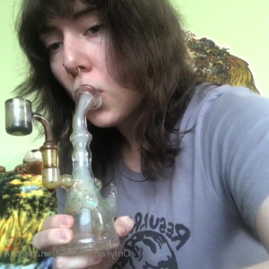 Video by sarenademon published on May 5,2023 06:16:00 - BestThots