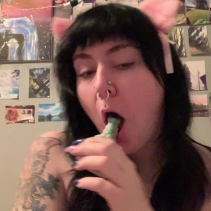 Video by sarenademon published on June 6,2023 22:21:00 - BestThots