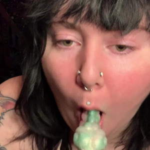 Video by sarenademon published on April 23,2023 14:06:00 - BestThots