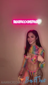 whitechinnaak #9721424