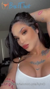 whitechinnaak #9721454