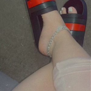 Video by thehatlady published on March 27,2023 21:35:00 - BestThots
