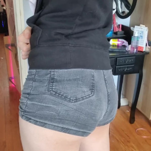 Video by melodyfluffington published on May 29,2023 18:05:00 - BestThots