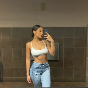 lexi.mami #3453304