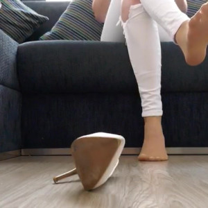 Video by the_legs_next_door published on May 16,2023 13:57:00 - BestThots