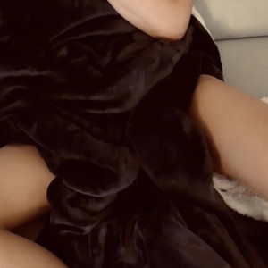 Video by the_legs_next_door published on April 9,2023 12:10:00 - BestThots