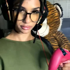 Video by rubybabyred published on July 3,2023 04:42:00 - BestThots