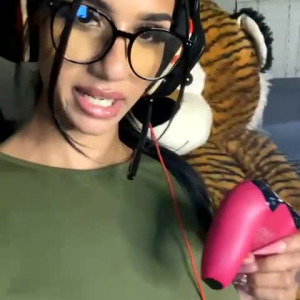 Video by rubybabyred published on August 8,2023 02:33:00 - BestThots