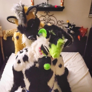 Video by daddyyeenproductions published on June 17,2023 09:42:00 - BestThots