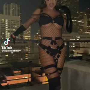 laurenblake #3458709