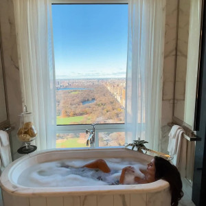 Video by laurenblake published on April 14,2023 21:52:00 - BestThots