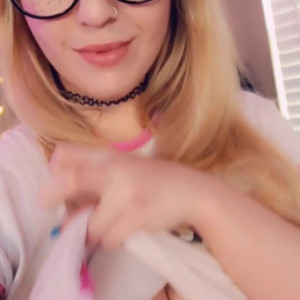 Video by missheatherbby published on March 3,2023 15:03:00 - BestThots