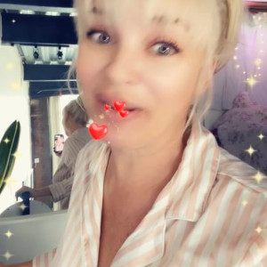 Video by danadearmond published on March 5,2023 19:13:00 - BestThots