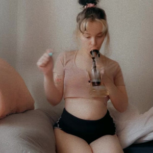 Video by phiabelinda published on March 11,2023 20:32:00 - BestThots