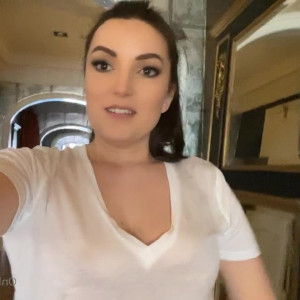 Video by gfe-alice published on April 30,2023 12:41:00 - BestThots