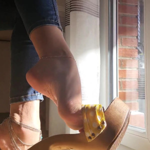 Video by solesmad published on March 28,2023 06:57:00 - BestThots