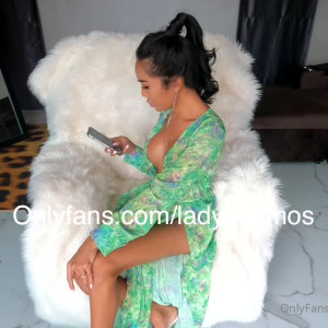 Video by ladyboyxmos published on August 21,2023 09:51:43 - BestThots