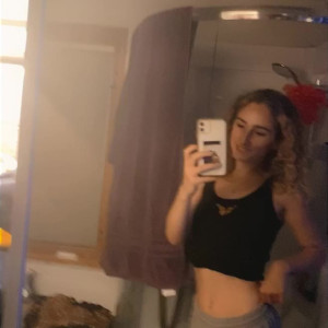 Video by bbygirljules published on May 11,2023 08:42:00 - BestThots