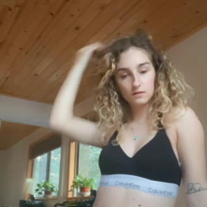 Video by bbygirljules published on April 24,2023 02:10:00 - BestThots