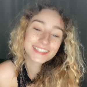 Video by bbygirljules published on May 3,2023 12:43:00 - BestThots
