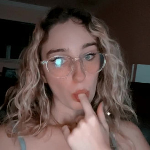 Video by bbygirljules published on April 4,2023 16:15:00 - BestThots