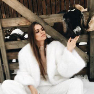 Video by viki_odintcova published on March 6,2023 14:07:00 - BestThots