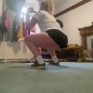 hornycavegirl #3869351