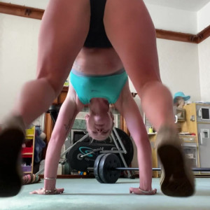 Video by hornycavegirl published on March 17,2023 17:44:00 - BestThots