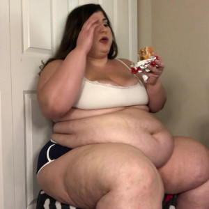 Video by loveadipose published on May 26,2023 19:38:00 - BestThots