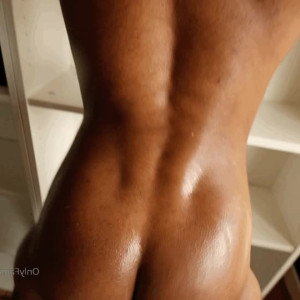 Video by harlemhookup published on March 26,2023 06:33:00 - BestThots
