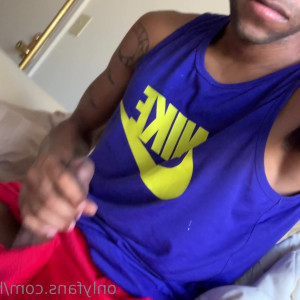 Video by harlemhookup published on May 4,2023 20:05:00 - BestThots