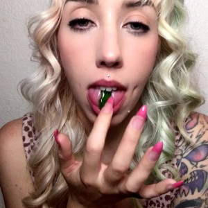 Video by roseswickedweb published on May 2,2023 21:13:00 - BestThots