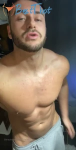 Video by jakeherbert95 published on January 17,2025 08:00:26 - BestThots