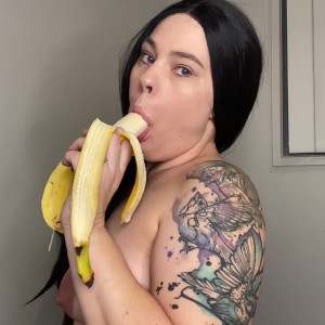 Video by mandy_lee published on May 7,2023 23:13:00 - BestThots