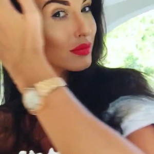 Video by xalicegoodwinx published on June 17,2023 08:10:00 - BestThots