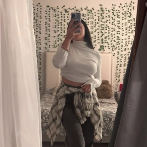 Video by meganjohnson published on June 12,2023 05:12:00 - BestThots