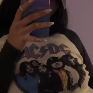 Video by meganjohnson published on April 9,2023 14:42:00 - BestThots