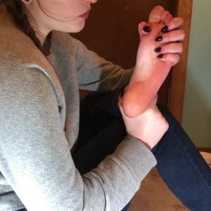 Video by footiesfeets published on March 15,2023 14:16:00 - BestThots