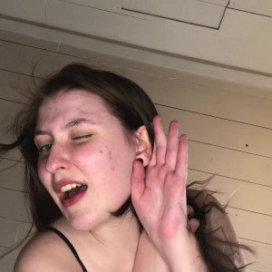 Video by footiesfeets published on May 1,2023 09:28:00 - BestThots