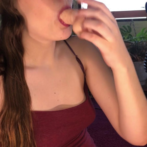 Video by footiesfeets published on April 3,2023 13:38:00 - BestThots