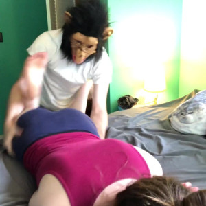 Video by footiesfeets published on June 13,2023 13:42:00 - BestThots