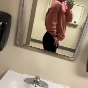 Video by abbylynnxxx published on April 20,2023 08:42:00 - BestThots