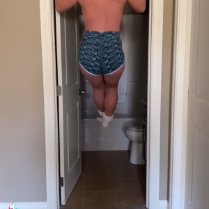 Video by abbylynnxxx published on August 1,2023 01:54:00 - BestThots