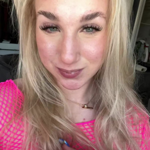 Video by abbylynnxxx published on March 12,2023 05:34:00 - BestThots