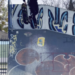Video by skaterrboi published on July 1,2023 19:53:00 - BestThots